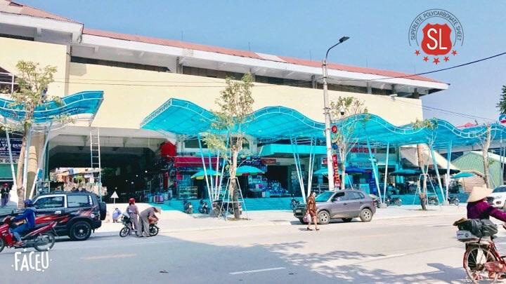 Tấm polycarbonate rỗng 10mm, Mái nhựa thông minh đẹp, Cách làm mái nhựa thông minh, Thi công mái nhựa thông minh, mẫu mái nhựa thông minh, Mái che nhựa thông minh, Giá mái nhựa thông minh, Tấm nhựa sáng thông minh, Giá tấm nhựa thông minh Việt Nhật